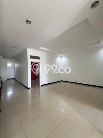 Rumah Disewakan Bekasi LT 114m2 LB 250m2 Area harapan indah Rumah Disewakan Bekasi LT 114m2 LB 250m2 Area harapan indah
