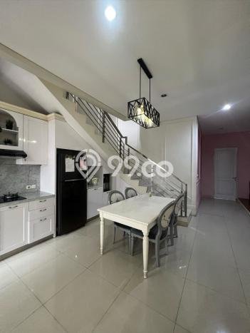 Rumah Luxury Modern Tanpa Renovasi di Pulogebang Jakarta Timur Rumah Luxury Modern Tanpa Renovasi di Pulogebang Jakarta Timur