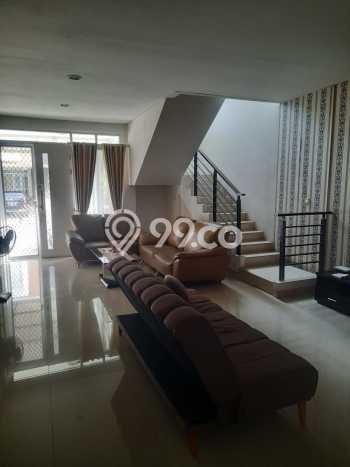 Dijual Rumah Mewah Megah Dengan View Eksklusif di Summarecon Bekasi, Bekasi Dijual Rumah Mewah Megah Dengan View Eksklusif di Summarecon Bekasi, Bekasi