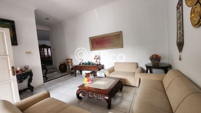 Ready to Use! Premium House LT 532m2 Desain Elegan di Kayuputih Ready to Use! Premium House LT 532m2 Desain Elegan di Kayuputih