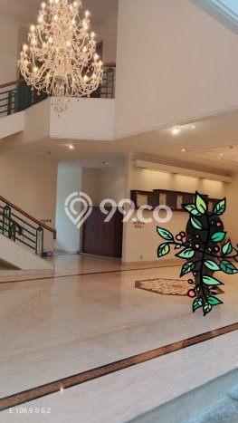 Ready to Use! Premium House LT 240m2 Desain Modern di Pulomas Ready to Use! Premium House LT 240m2 Desain Modern di Pulomas