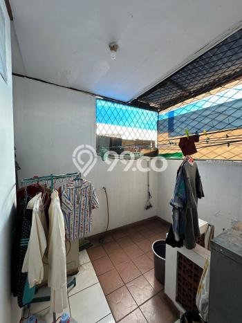 Rumah Luxury Modern Tanpa Renovasi di Cibubur Jakarta Timur Rumah Luxury Modern Tanpa Renovasi di Cibubur Jakarta Timur