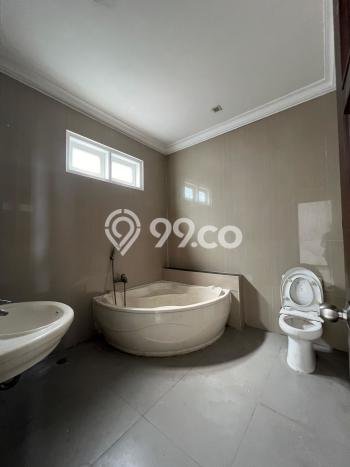 Rumah Disewakan Bekasi LT 114m2 LB 250m2 Area harapan indah Rumah Disewakan Bekasi LT 114m2 LB 250m2 Area harapan indah