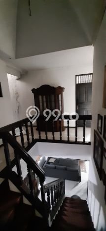Rumah Luxury Modern Tanpa Renovasi di Pondok Kelapa Jakarta Timur Rumah Luxury Modern Tanpa Renovasi di Pondok Kelapa Jakarta Timur