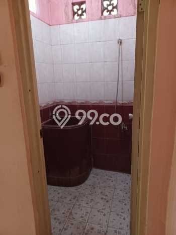 Rumah Luas Asri 3 KT Siap Pakai di Kalimalang Jakarta Timur Rumah Luas Asri 3 KT Siap Pakai di Kalimalang Jakarta Timur