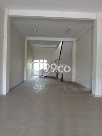 Unit Ruko Disewa Lokasi Masaran, Sragen Spesifikasi Luas Bangunan 250m2 Unit Ruko Disewa Lokasi Masaran, Sragen Spesifikasi Luas Bangunan 250m2