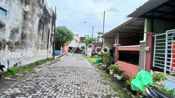 Rumah kawasan Jebres, Solo, Luas 83m2m² LB 83m2m² Rumah kawasan Jebres, Solo, Luas 83m2m² LB 83m2m²