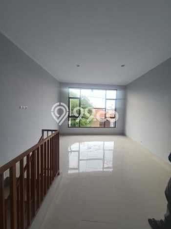 Ruko Paling Dicari LB 135m2 Dijual di Solo Baru Ruko Paling Dicari LB 135m2 Dijual di Solo Baru