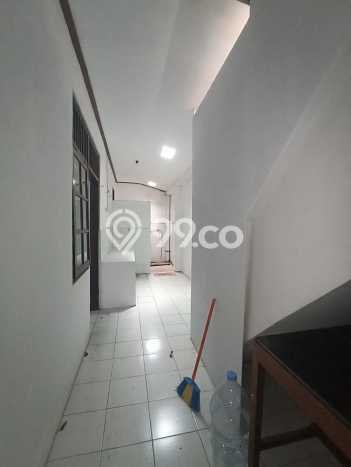 For Sale Rumah 4 Kamar Lokasi Strategis Nyaman dan Strategis di Colomadu For Sale Rumah 4 Kamar Lokasi Strategis Nyaman dan Strategis di Colomadu