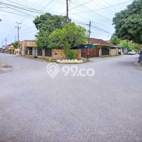 Tanah Strategis Dijual di Laweyan Solo 328m2 Tanah Strategis Dijual di Laweyan Solo 328m2