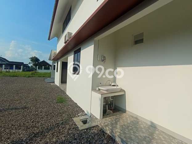Rumah di mojosongo, Dekat Stasiun, 7 KT, Luas 1396m2m² Bangunan 500m2m² Rumah di mojosongo, Dekat Stasiun, 7 KT, Luas 1396m2m² Bangunan 500m2m²