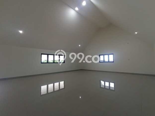 Rumah di mojosongo, Dekat Stasiun, 7 KT, Luas 1396m2m² Bangunan 500m2m² Rumah di mojosongo, Dekat Stasiun, 7 KT, Luas 1396m2m² Bangunan 500m2m²