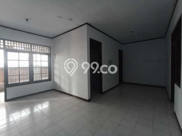 For Sale Rumah 4 Kamar Lokasi Strategis Nyaman dan Strategis di Colomadu For Sale Rumah 4 Kamar Lokasi Strategis Nyaman dan Strategis di Colomadu