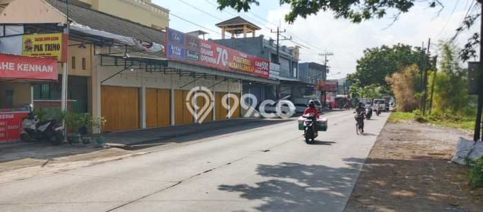 Area Strategis! Disewakan Gudang Lokasi Colomadu, Solo Cocok untuk Bisnis Area Strategis! Disewakan Gudang Lokasi Colomadu, Solo Cocok untuk Bisnis