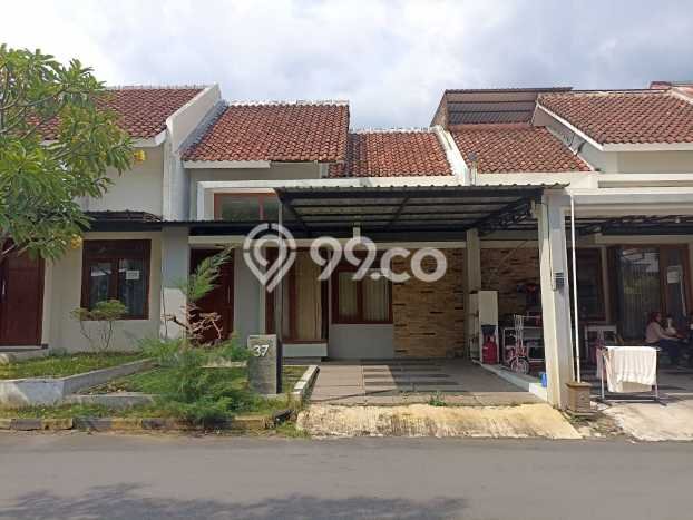 Hunian Cantik Modern Lb 90m2 di Kartasura, Sukoharjo Hunian Cantik Modern Lb 90m2 di Kartasura, Sukoharjo