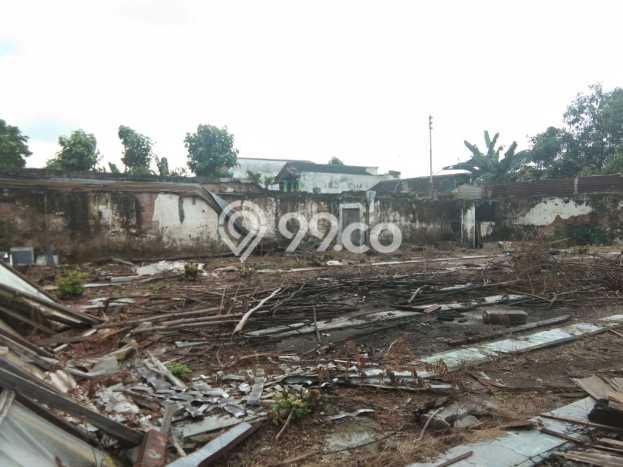 Dijual Hunian Mewah dengan Fasilitas Sekitar Lengkap di Laweyan, Solo Dijual Hunian Mewah dengan Fasilitas Sekitar Lengkap di Laweyan, Solo