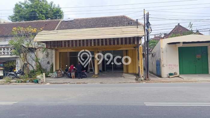Ruko paling strategis disewakan di Laweyan Solo Ruko paling strategis disewakan di Laweyan Solo