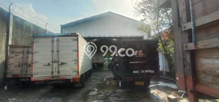 Unit Gudang Dijual di Jebres Solo 600m2 Unit Gudang Dijual di Jebres Solo 600m2