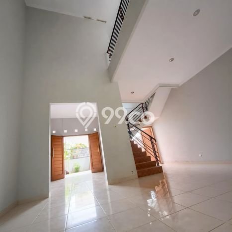 Dijual Cepat Rumah Bagus Siap Huni LB 160m2 di Mangkubumen, Solo Dijual Cepat Rumah Bagus Siap Huni LB 160m2 di Mangkubumen, Solo