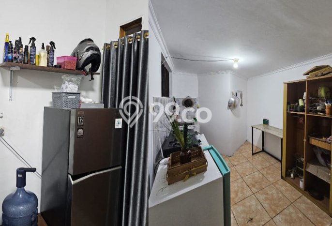 Unit Kost Dijual di Kawasan Kartasura Sukoharjo dengan 13 KT Unit Kost Dijual di Kawasan Kartasura Sukoharjo dengan 13 KT