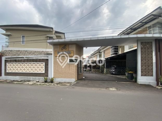 Dijual Rumah Strategis Bagus Punya 4 KT di Jajar Solo SHM Dijual Rumah Strategis Bagus Punya 4 KT di Jajar Solo SHM