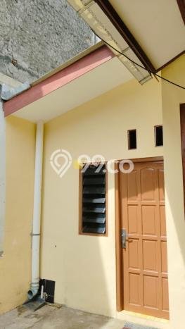 Dijual Cepat Rumah Bagus Siap Huni LB 120m2 di Colomadu, Solo Dijual Cepat Rumah Bagus Siap Huni LB 120m2 di Colomadu, Solo