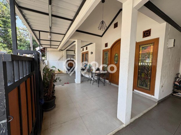 Rumah Luas Asri 2 KT Siap Pakai di Pondok Gede Bekasi Rumah Luas Asri 2 KT Siap Pakai di Pondok Gede Bekasi