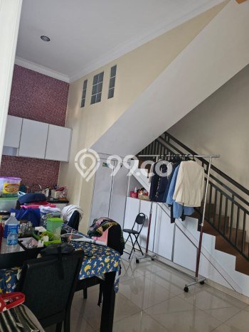 Jual Rumah Luas Megah Dengan View Cantik di Cipinang, Jakarta Timur Jual Rumah Luas Megah Dengan View Cantik di Cipinang, Jakarta Timur