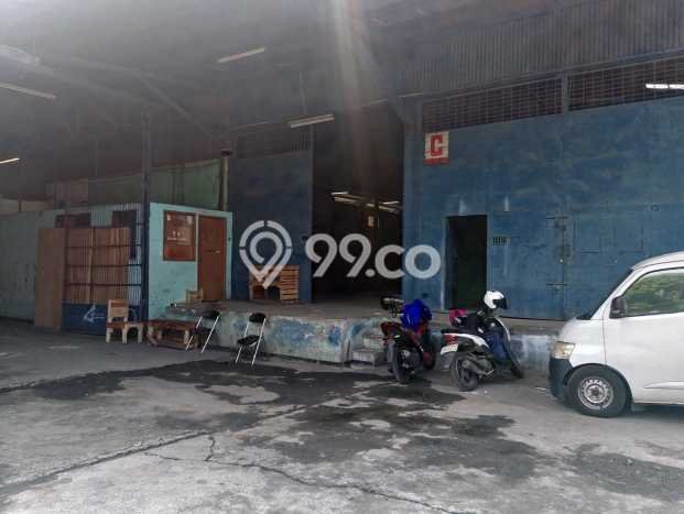 AREA KOMERSIAL! Gudang Disewakan di Pulo Gadung, Luas 720m², Jalan Strategis, Siap Operasional AREA KOMERSIAL! Gudang Disewakan di Pulo Gadung, Luas 720m², Jalan Strategis, Siap Operasional