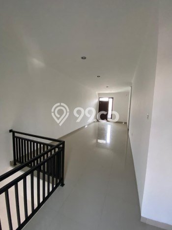 EXCLUSIVE OFFER! Rumah di , 3 KT, Lingkungan Elite, Luas 117m2m² Bangunan 150m2m² EXCLUSIVE OFFER! Rumah di , 3 KT, Lingkungan Elite, Luas 117m2m² Bangunan 150m2m²