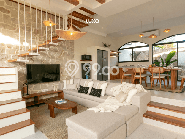 Properti Terbaik! Vila di Kerobokan, Area 192m², Kualitas Prima Properti Terbaik! Vila di Kerobokan, Area 192m², Kualitas Prima