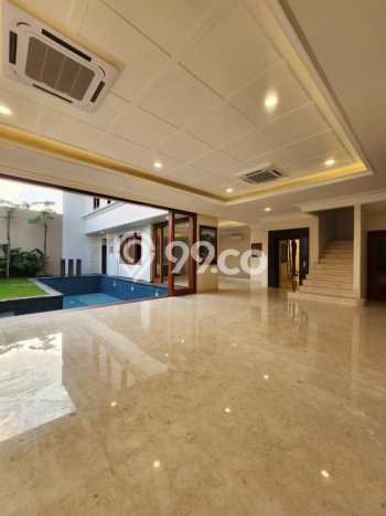Rumah Asri 5 KT di Kemang, Jakarta Selatan - Luas Tanah 517m² Rumah Asri 5 KT di Kemang, Jakarta Selatan - Luas Tanah 517m²