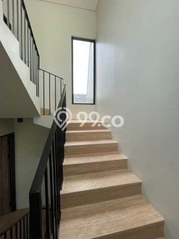 Ready to Use! Premium House LT 99m2 Desain Elegan di Kemang Ready to Use! Premium House LT 99m2 Desain Elegan di Kemang