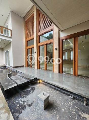 Ready to Use! Premium House LT 759m2 Desain Elegan di Pondok Indah Ready to Use! Premium House LT 759m2 Desain Elegan di Pondok Indah
