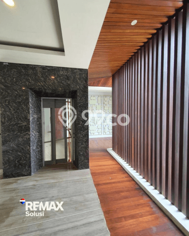 Dijual Rumah Mewah Elegan Dengan View Cantik di Pondok Indah, Jakarta Selatan Dijual Rumah Mewah Elegan Dengan View Cantik di Pondok Indah, Jakarta Selatan