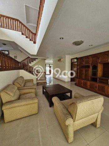Jual Rumah Luas Megah Dengan View Eksklusif di Pondok Indah, Jakarta Selatan Jual Rumah Luas Megah Dengan View Eksklusif di Pondok Indah, Jakarta Selatan