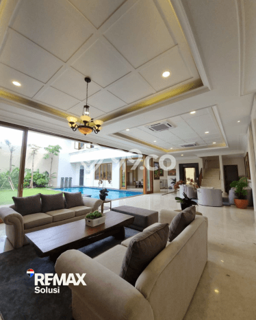 Rumah 6 KT 6 KM di Kawasan Kemang, Jakarta Selatan Rumah 6 KT 6 KM di Kawasan Kemang, Jakarta Selatan