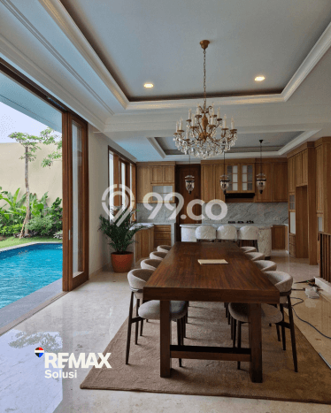 Rumah 6 KT 6 KM di Kawasan Kemang, Jakarta Selatan Rumah 6 KT 6 KM di Kawasan Kemang, Jakarta Selatan