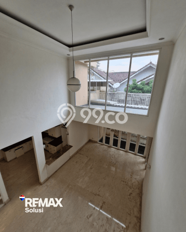 Jarang Ada! Rumah Sewa 5 Kamar Nyaman Siap Huni Pondok Indah Jarang Ada! Rumah Sewa 5 Kamar Nyaman Siap Huni Pondok Indah