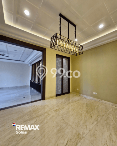 Rumah di Cipete, Siap Huni, LT 360m2m² Rumah di Cipete, Siap Huni, LT 360m2m²