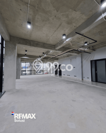 Kantor Dijual di Jakarta Selatan LT 300m2 & LB 1465m2 Lokasi Terbaik! Kantor Dijual di Jakarta Selatan LT 300m2 & LB 1465m2 Lokasi Terbaik!