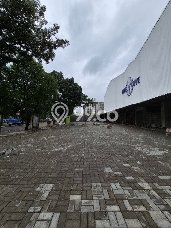 Unit Komersial Dijual di Cilandak Jakarta Selatan Luas Tanah 3927m2, Luas Bangunan 2200m2 Unit Komersial Dijual di Cilandak Jakarta Selatan Luas Tanah 3927m2, Luas Bangunan 2200m2