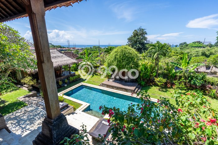 Vila di , Luas 1200m2m², Lokasi Strategis Vila di , Luas 1200m2m², Lokasi Strategis