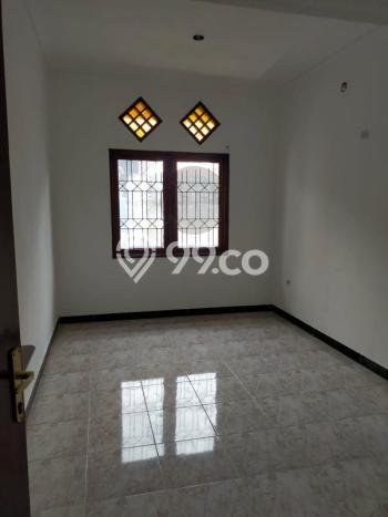 For Sale! Luxury House LT 252m2 Desain Modern di Kemang Pratama For Sale! Luxury House LT 252m2 Desain Modern di Kemang Pratama