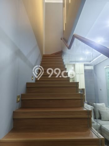 Jual Rumah Mewah Elegan Dengan View Cantik di harapan indah, Bekasi Jual Rumah Mewah Elegan Dengan View Cantik di harapan indah, Bekasi