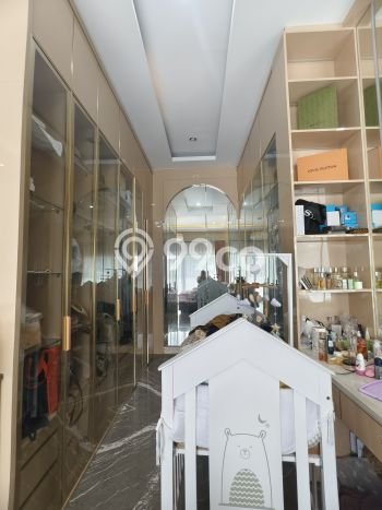 Jual Rumah Mewah Elegan Dengan View Cantik di harapan indah, Bekasi Jual Rumah Mewah Elegan Dengan View Cantik di harapan indah, Bekasi