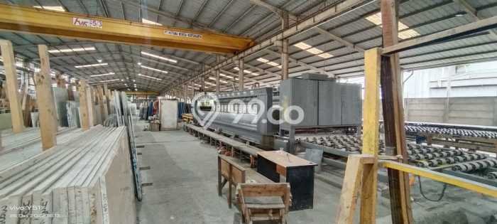 Unit Pabrik Dijual di Tangerang Tangerang Luas Tanah 13617m2, Luas Bangunan 7992m2 Unit Pabrik Dijual di Tangerang Tangerang Luas Tanah 13617m2, Luas Bangunan 7992m2