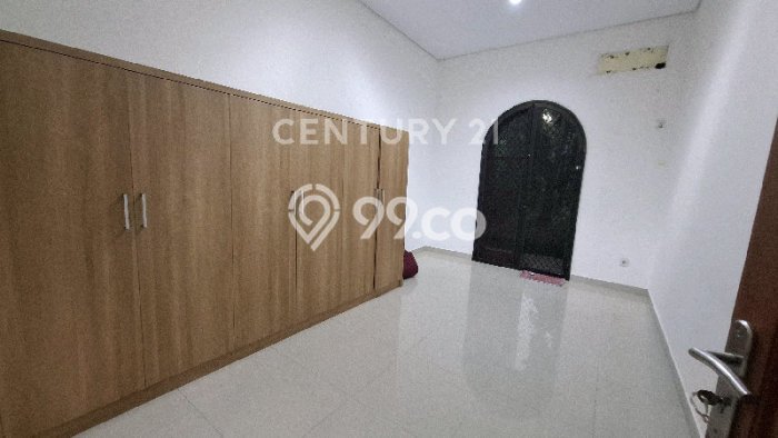 Disewakan Cepat Rumah Kondisi Baik di Kawasan Menteng, Jakarta Pusat Disewakan Cepat Rumah Kondisi Baik di Kawasan Menteng, Jakarta Pusat