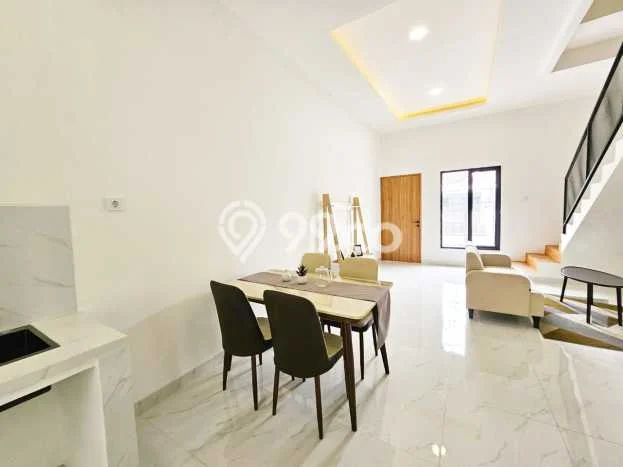 Rumah Strategis Modern Lb 106m2 di Medan Satria, Bekasi Rumah Strategis Modern Lb 106m2 di Medan Satria, Bekasi