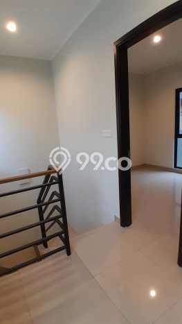 Sewa Rumah Murah di Summarecon Crown Gading Bekasi Punya 3 KT Sewa Rumah Murah di Summarecon Crown Gading Bekasi Punya 3 KT